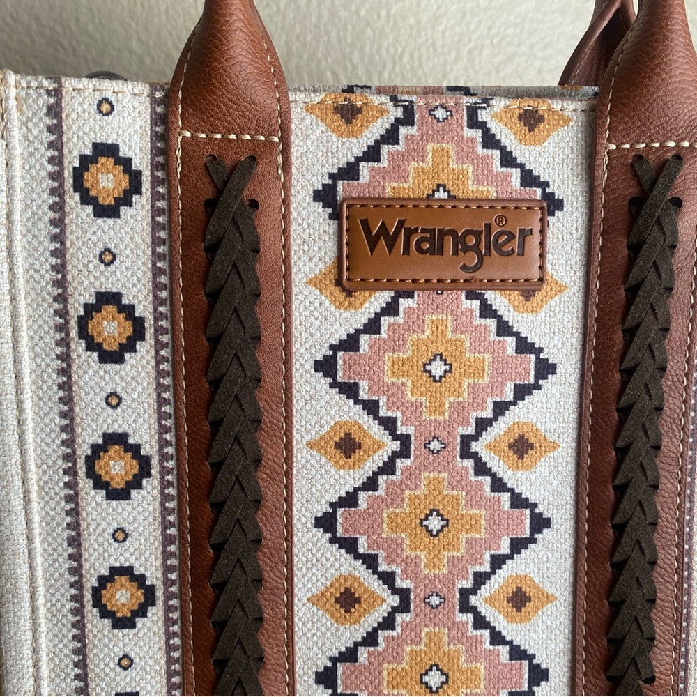 Wrangler Women's Geometric Tote - Brown, Cream, and Black
